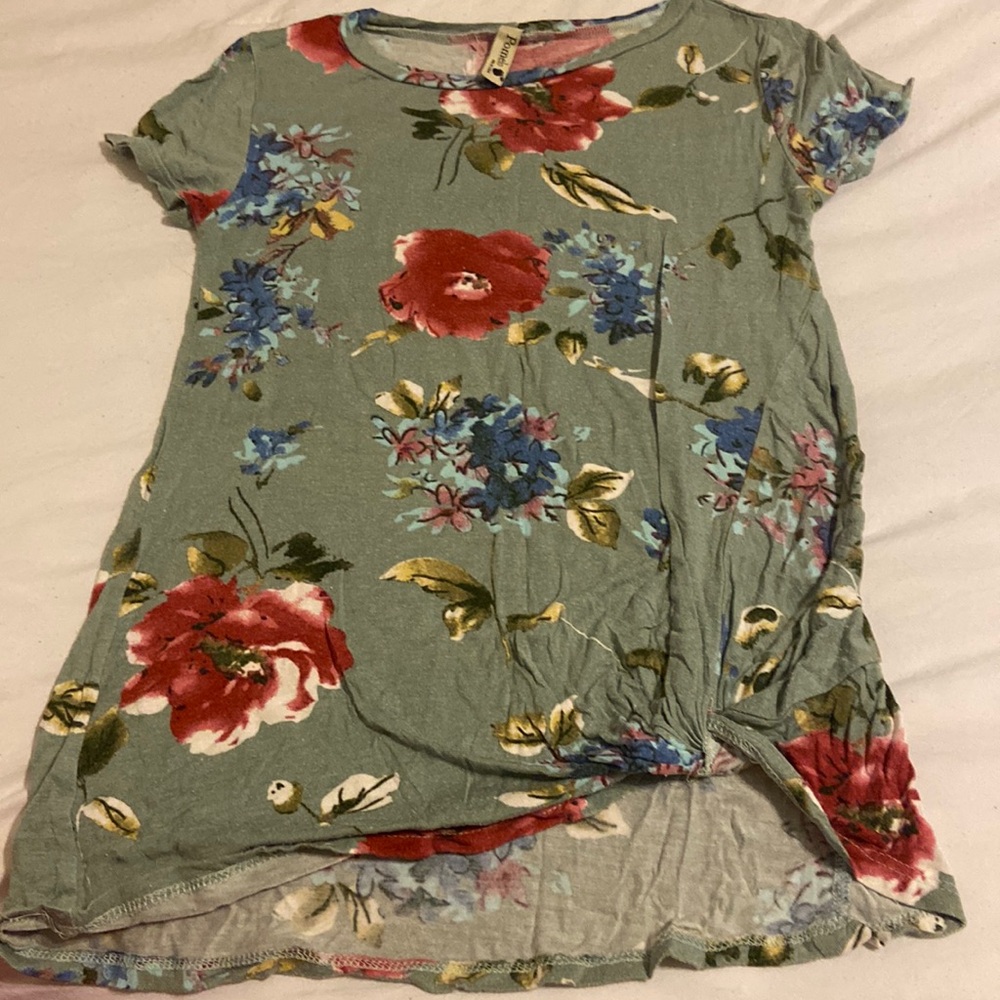 Girls flower shirt